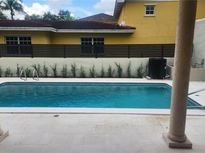 85 Deer Run, Miami Springs FL 33166