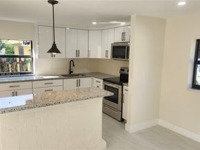 85 Deer Run, Miami Springs FL 33166