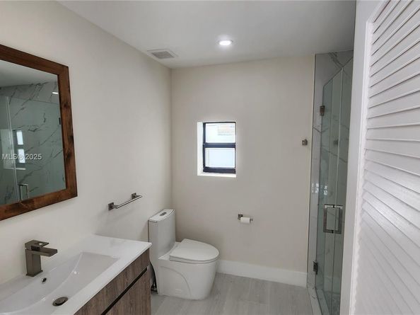 85 Deer Run, Miami Springs FL 33166