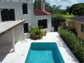 85 Deer Run, Miami Springs FL 33166