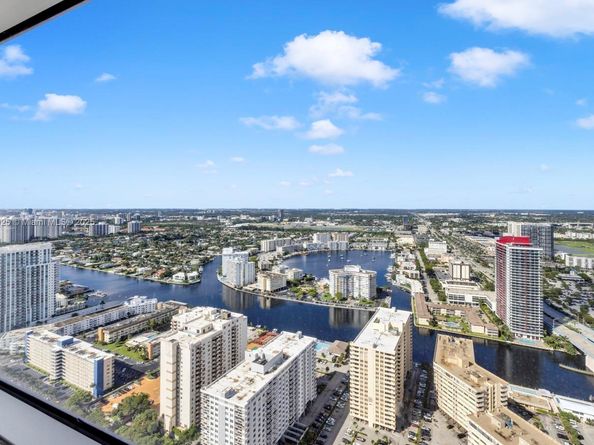 1830 S Ocean Dr 4807, Hallandale Beach FL 33009