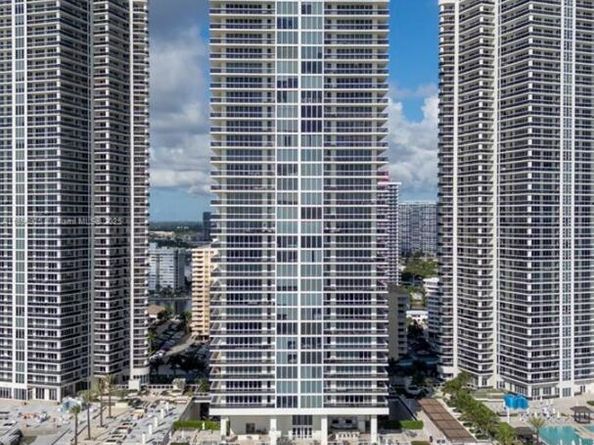 1830 S Ocean Dr 4807, Hallandale Beach FL 33009