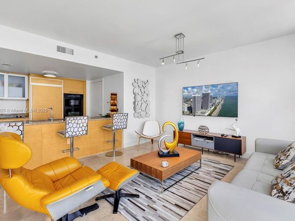 1830 S Ocean Dr 4807, Hallandale Beach FL 33009