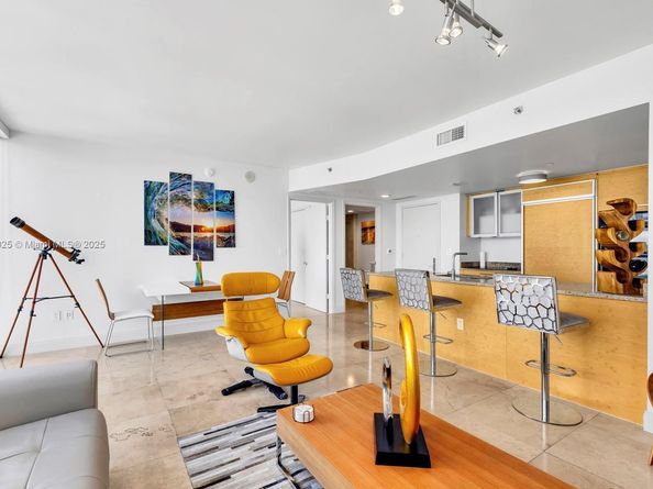 1830 S Ocean Dr 4807, Hallandale Beach FL 33009