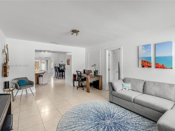 2340 SW 17th Ave, Miami FL 33145