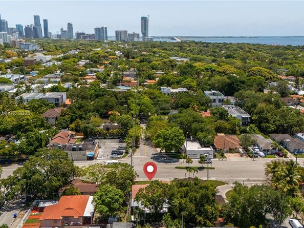2340 SW 17th Ave, Miami FL 33145