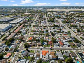 871 SE 5th Pl, Hialeah FL 33010