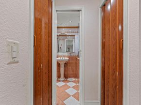 871 SE 5th Pl, Hialeah FL 33010