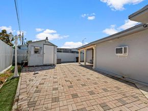 871 SE 5th Pl, Hialeah FL 33010