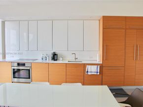 250 NW 24th St 3C, Miami FL 33127