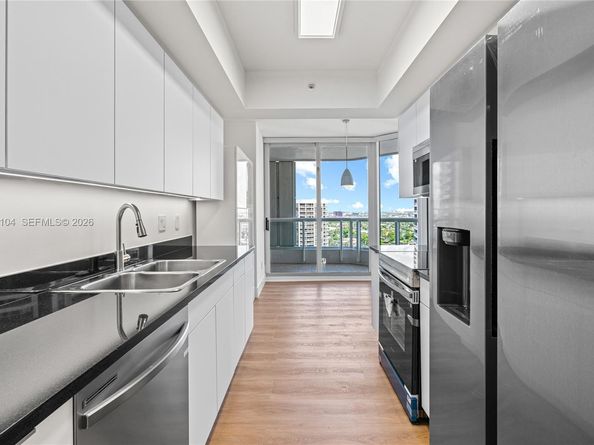 21055 Yacht Club Dr 1903, Aventura FL 33180