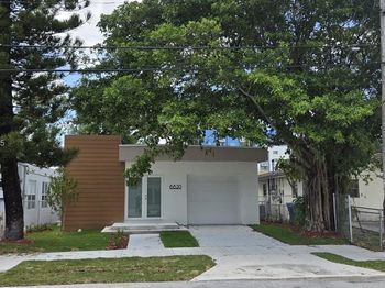 6820 NW 6th Ct