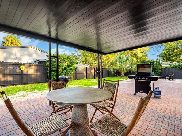 1310 SW 28th St, Fort Lauderdale FL 33315