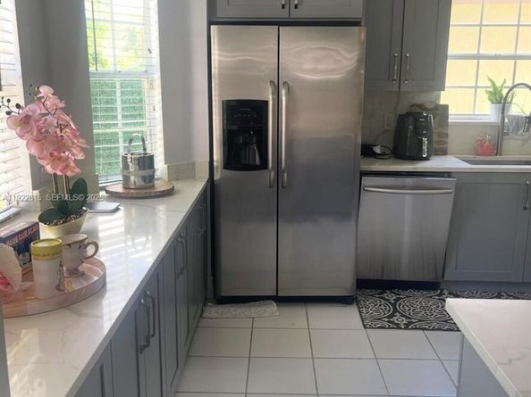 5460 NW 49th Ave, Coconut Creek FL 33073