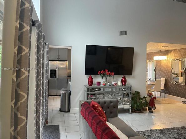 5460 NW 49th Ave, Coconut Creek FL 33073