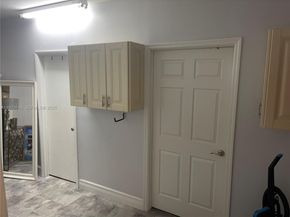 5460 NW 49th Ave, Coconut Creek FL 33073