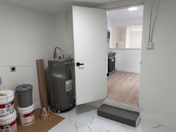 1621 SW 11th Ct, Fort Lauderdale FL 33312