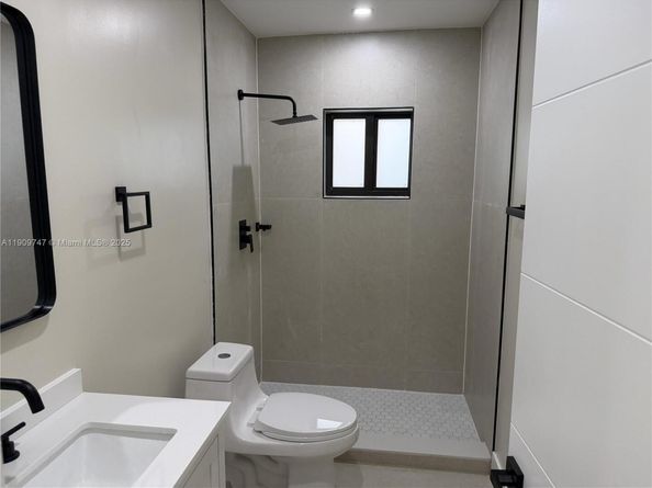 1621 SW 11th Ct, Fort Lauderdale FL 33312