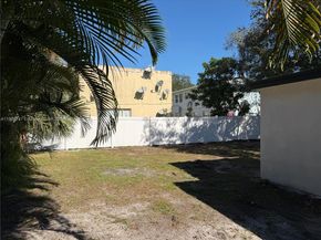 1621 SW 11th Ct, Fort Lauderdale FL 33312