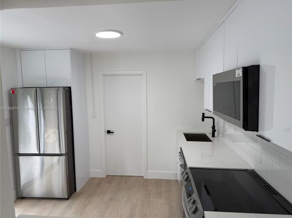 1621 SW 11th Ct, Fort Lauderdale FL 33312