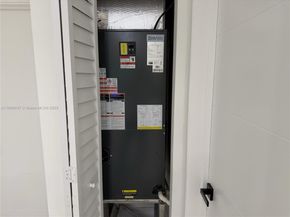 1621 SW 11th Ct, Fort Lauderdale FL 33312