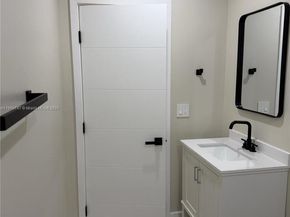 1621 SW 11th Ct, Fort Lauderdale FL 33312