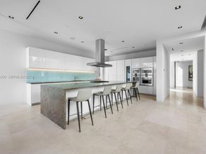 1011 W 48th St, Miami Beach FL 33140