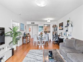 1250 S Miami Ave 2208, Miami FL 33130