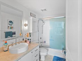 1250 S Miami Ave 2208, Miami FL 33130