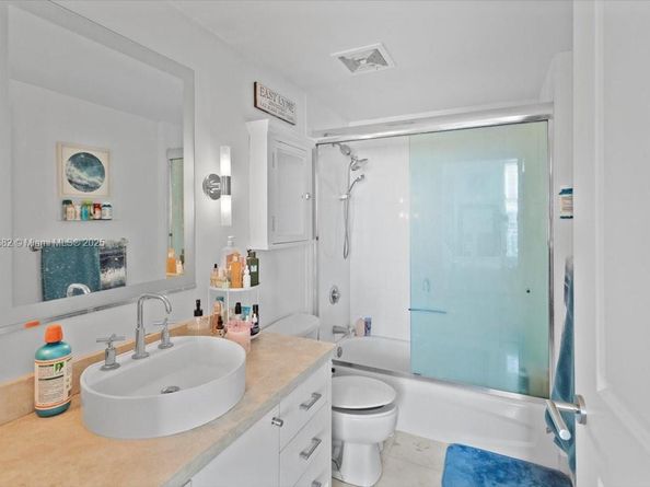 1250 S Miami Ave 2208, Miami FL 33130