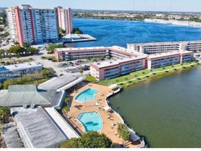 18555 NE 14th Ave 514, Miami FL 33179