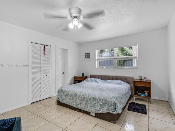 2761 SW 33rd Ct, Miami FL 33133