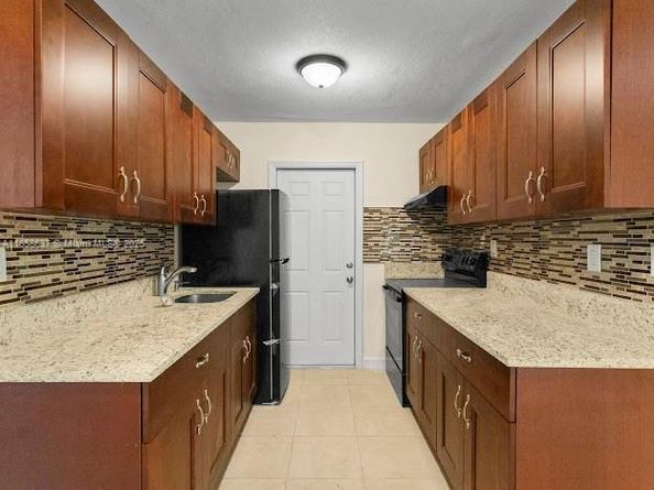 640 SW 16th Ave, Fort Lauderdale FL 33312
