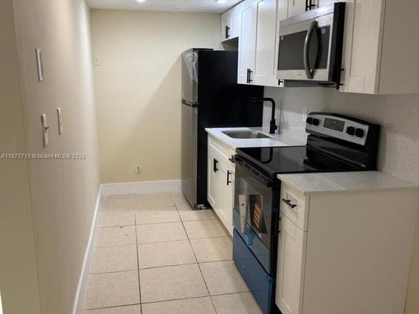 2377 W 66th Pl 204, Hialeah FL 33016