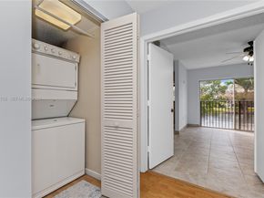 9722 NW 23rd Ct, Pembroke Pines FL 33024