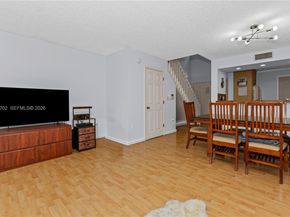 9722 NW 23rd Ct, Pembroke Pines FL 33024