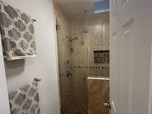 13352 SW 108th St Cir, Miami FL 33186