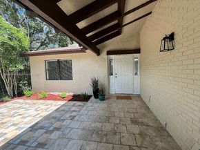 13352 SW 108th St Cir, Miami FL 33186