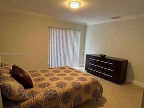 13352 SW 108th St Cir, Miami FL 33186