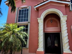 10878 NW 51st Ln, Doral FL 33178