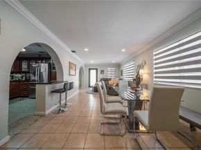 925 E 29th St, Hialeah FL 33013