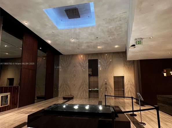 1100 Biscayne Blvd 1706, Miami FL 33132