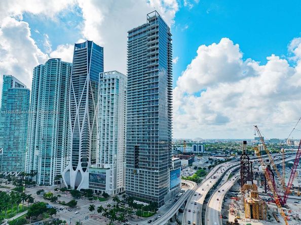 1100 Biscayne Blvd 1706, Miami FL 33132