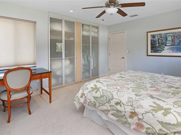 742 Harrison St, Hollywood FL 33019