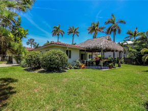 742 Harrison St, Hollywood FL 33019