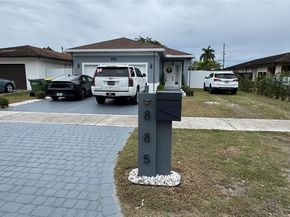 885 NE 3rd Ave, Homestead FL 33030