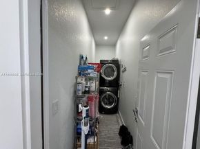 885 NE 3rd Ave, Homestead FL 33030