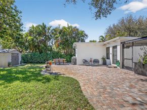 252 SW 23rd St, Fort Lauderdale FL 33315
