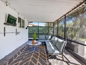 252 SW 23rd St, Fort Lauderdale FL 33315