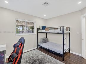 252 SW 23rd St, Fort Lauderdale FL 33315